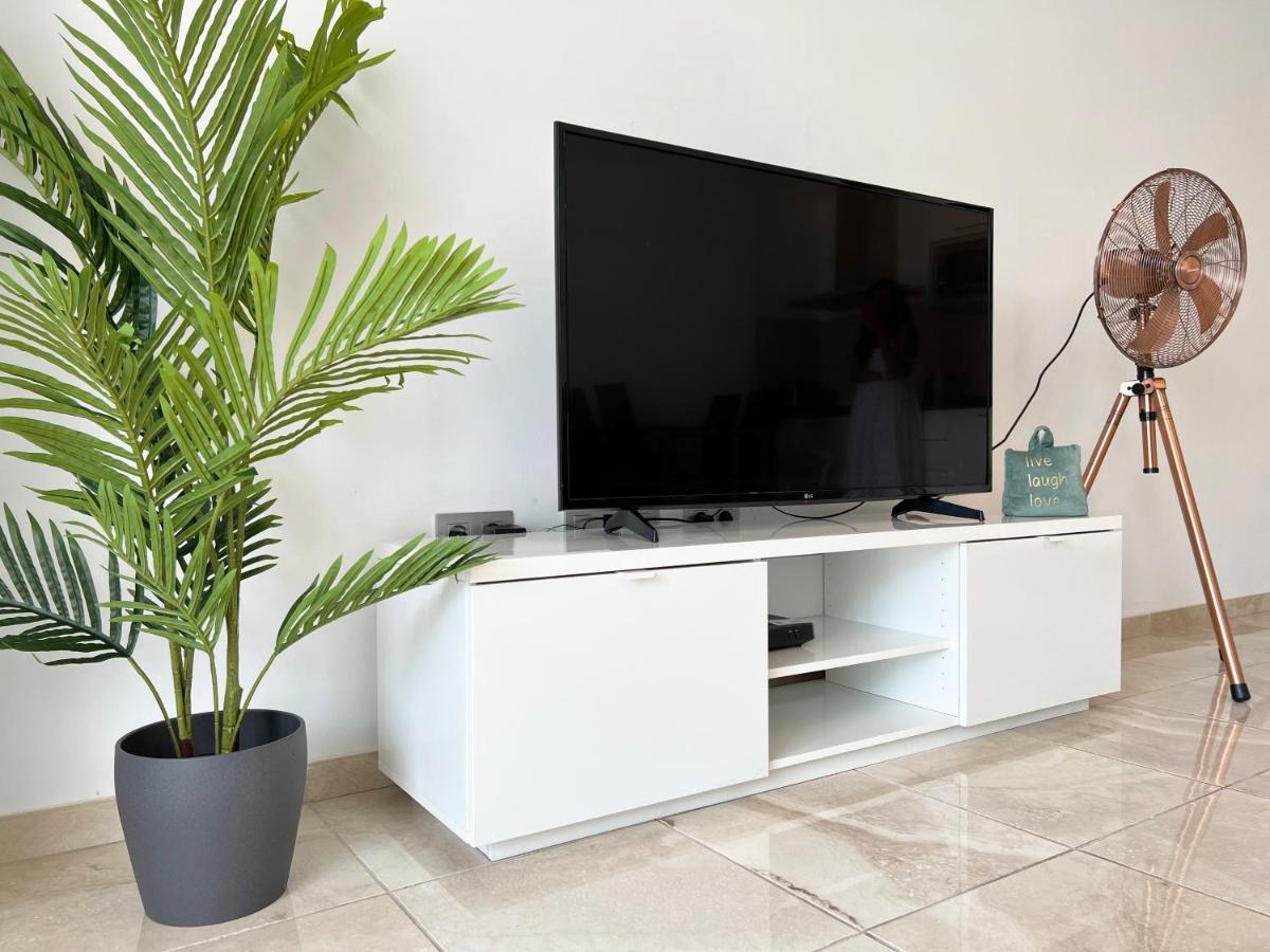 Modern Apartment With Prime Location プエルト・デル・カルメン エクステリア 写真